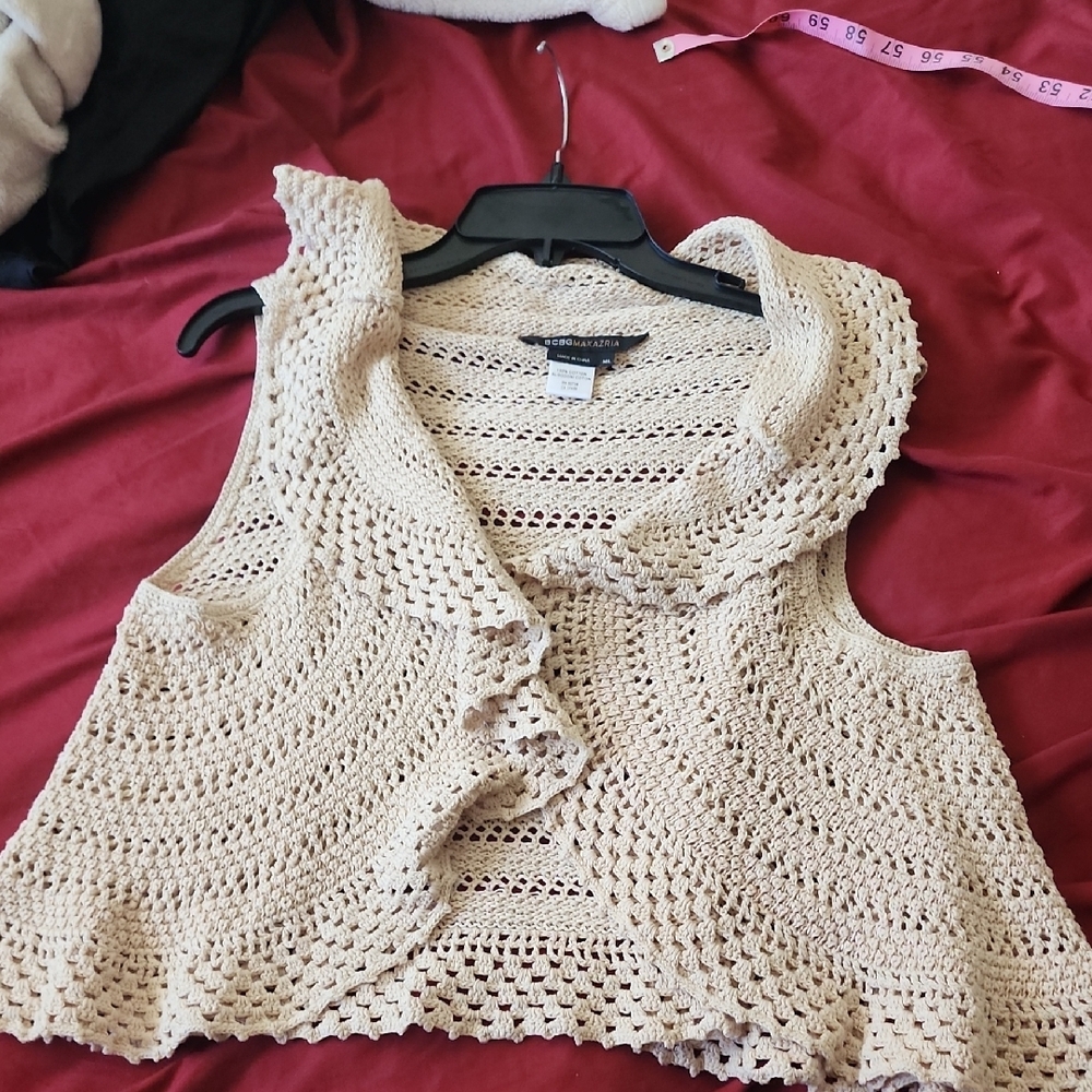 BCBGMaxAzria Beige Crochet Open-Front Vest - Picture 8 of 9